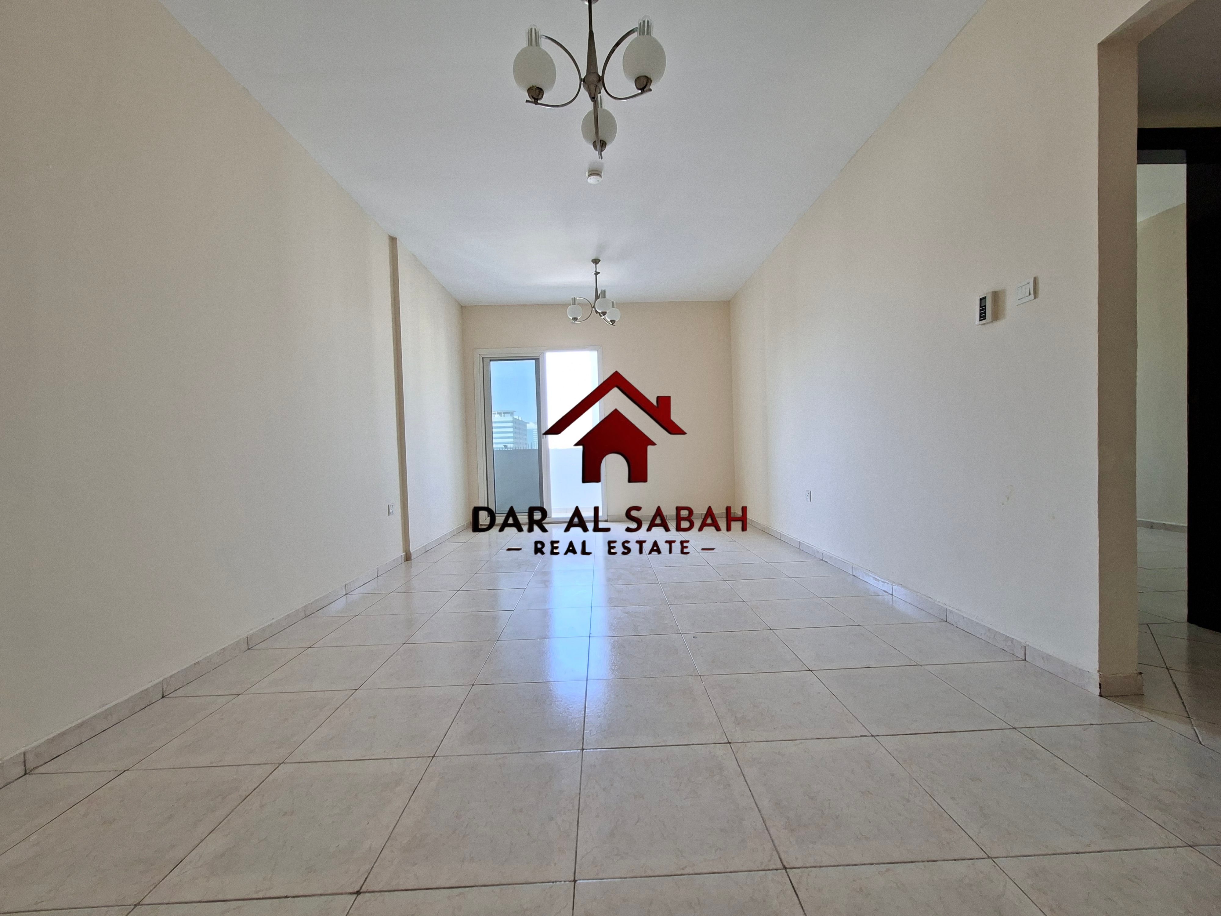 SPACIOUS 1 BHK WITH BALCONY NEAR NAHDA PARK AND OPPOSITE SAHARA CENTER FAMILY BULDING