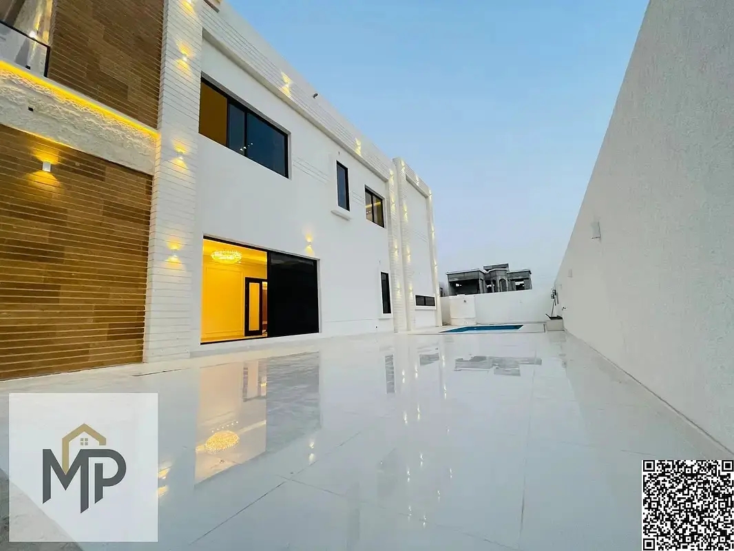 Corner villa on two streets for sale with swimming pool, garden and roof - freehold for all nationalities, a luxury opportunity to live and invest in