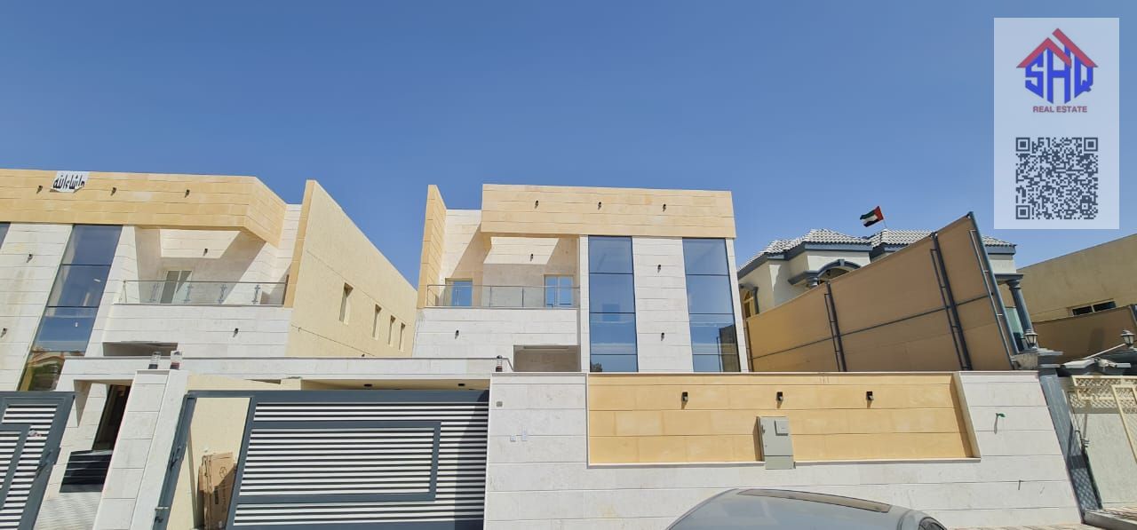 Villa for sale or rent near services and Sheikh Ammar Street. Includes water, electricity, and air conditioning. Five rooms, living room, maid's room, and storage room.