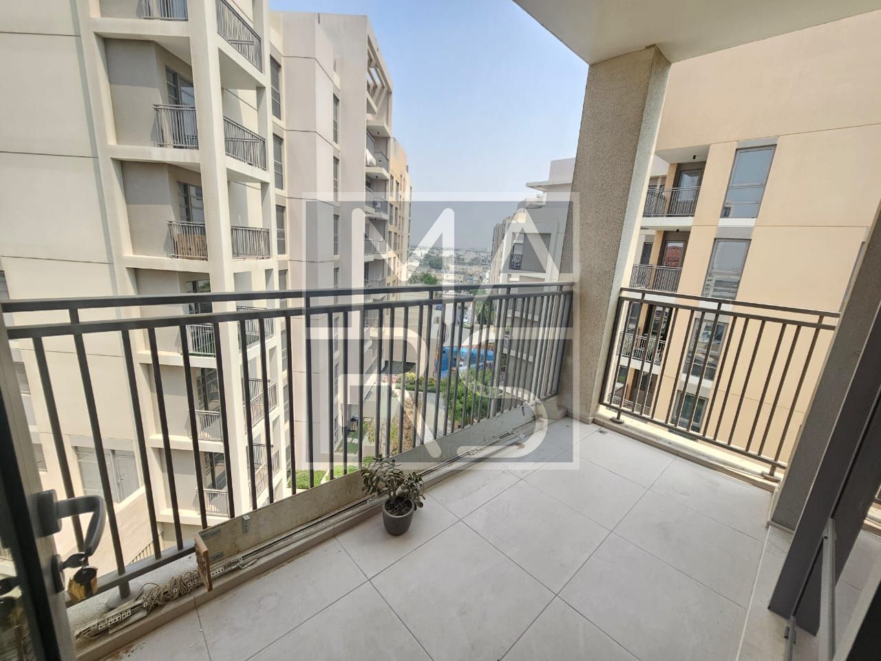 luxurious 2 bhk Available for Rent in zahia uptown