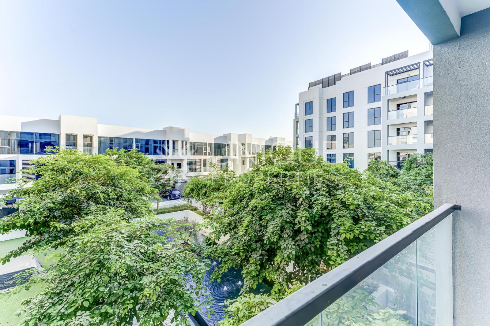 Waterfront | Vacant | Prime Location