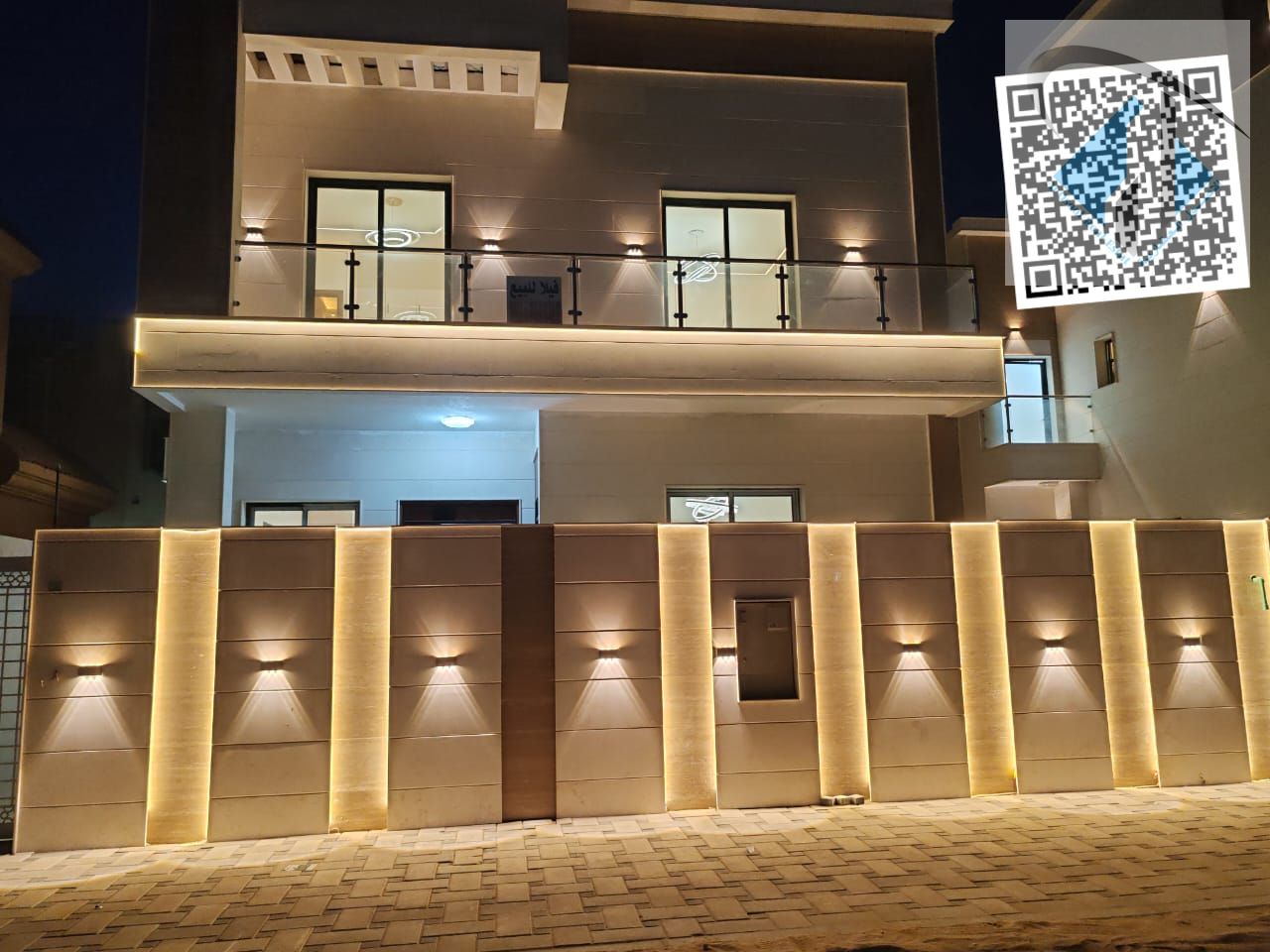 Villa for sale in Al Yasmin, freehold, opposite a mosque, ground floor, first floor and roof, deluxe finishing