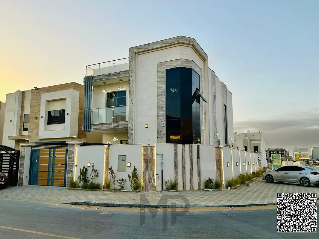 5 Master Bedrooms | Corner Villa | Freehold | Very Close to Sheikh Mohammed Bin Zayed Road | Luxury Finishing