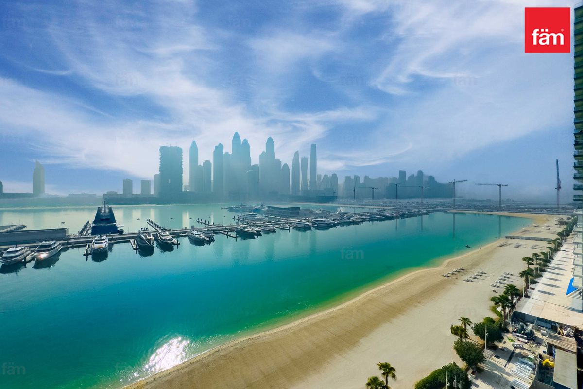 Sea View Residence|Premium Beachside Living|