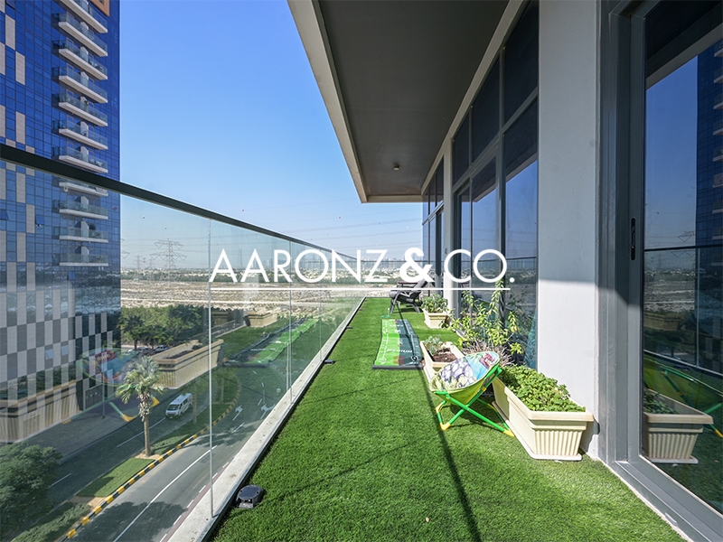Spacious 2BR + Maids | Ensuite | Big Balcony | VOT