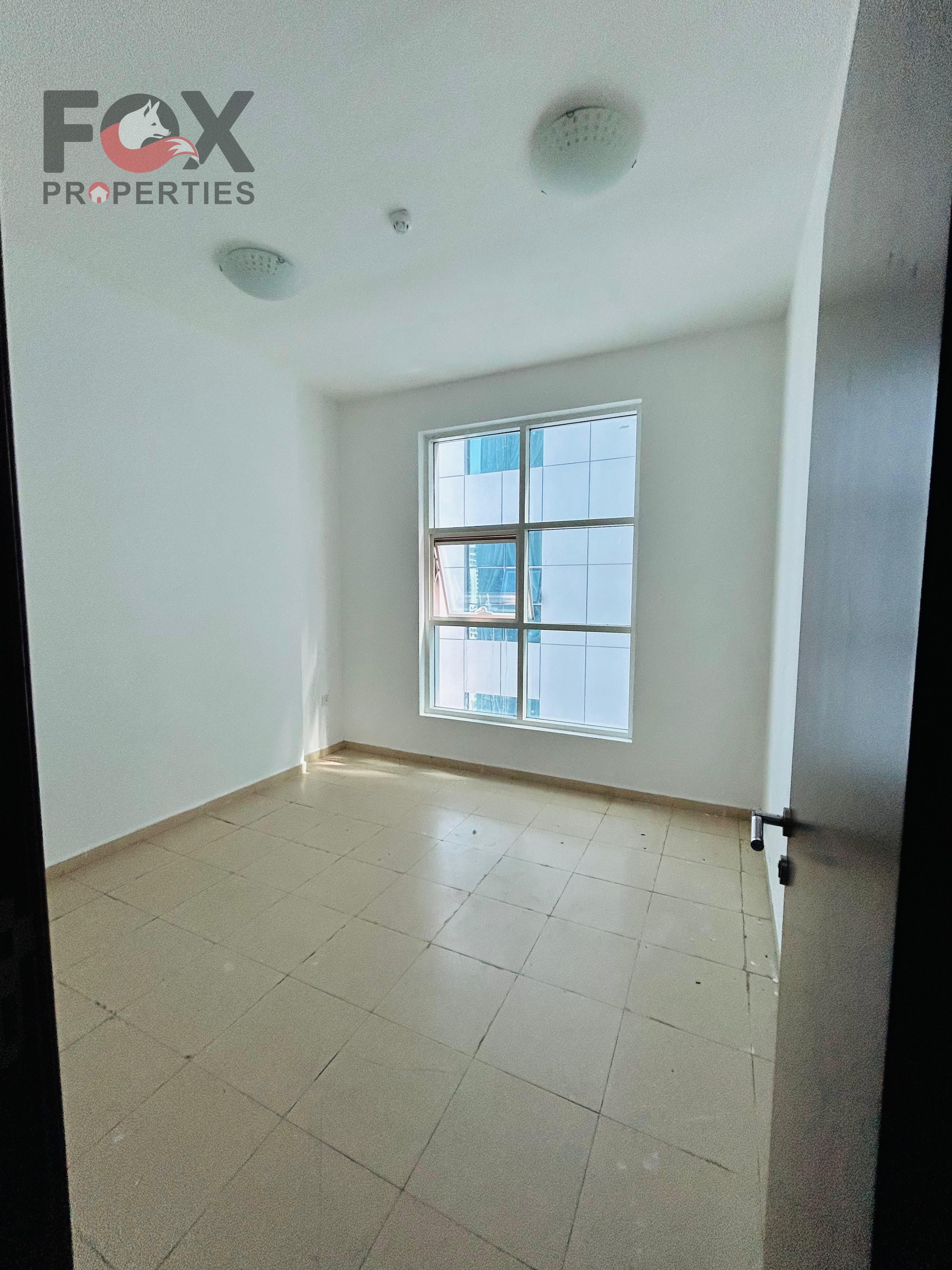Free Parking | Easy Exit to Dubai | 2-Bedroom, 1-Living Room Apartment in Al Naeemiyah 3, Ajman