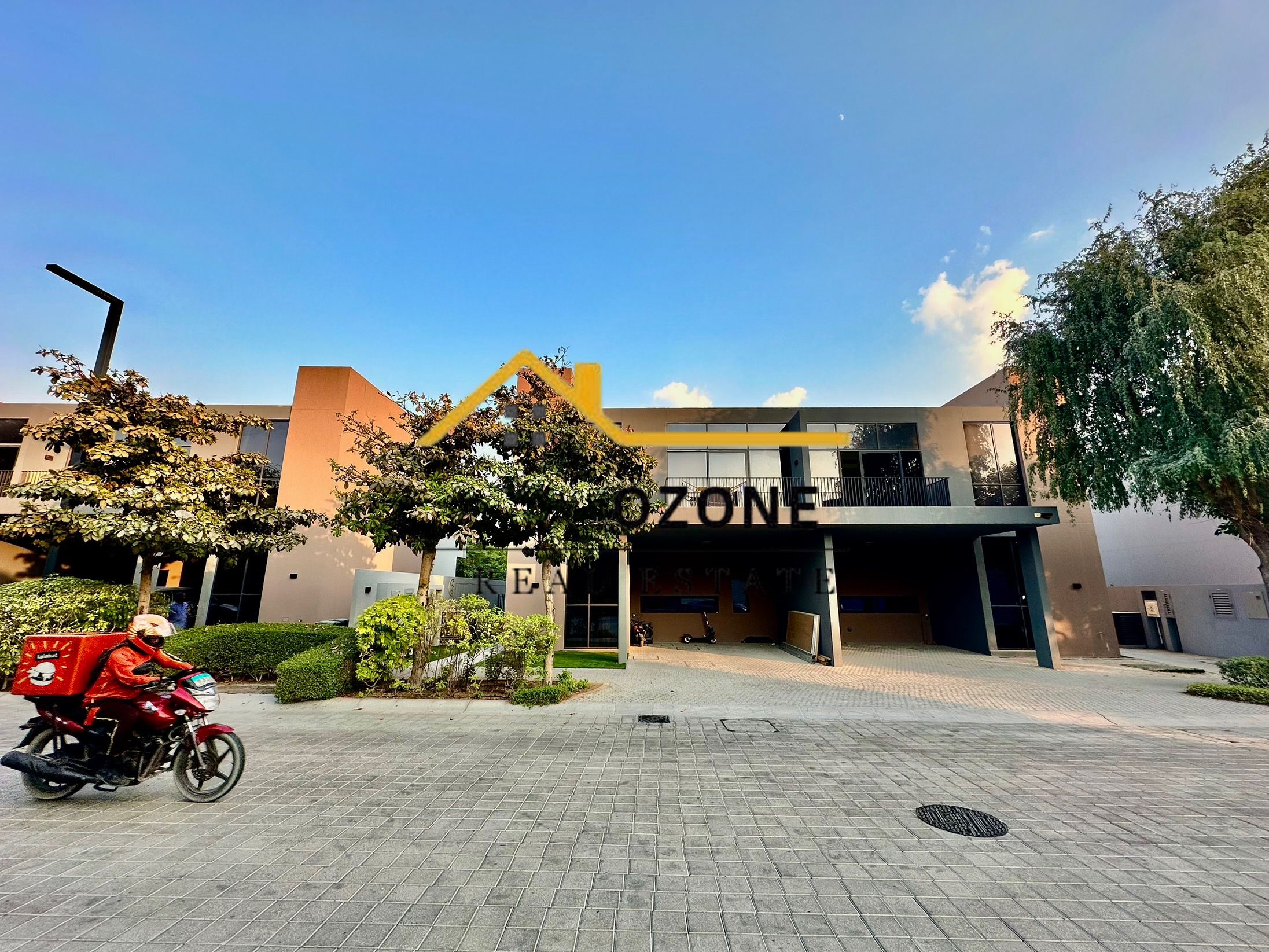 Spacious Villa | Quiet Location | Great Nearby Amenities Ready To Move