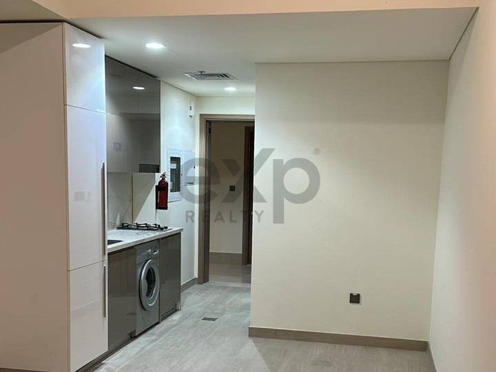 Spacious Studio | Large Layout | Big Balcony