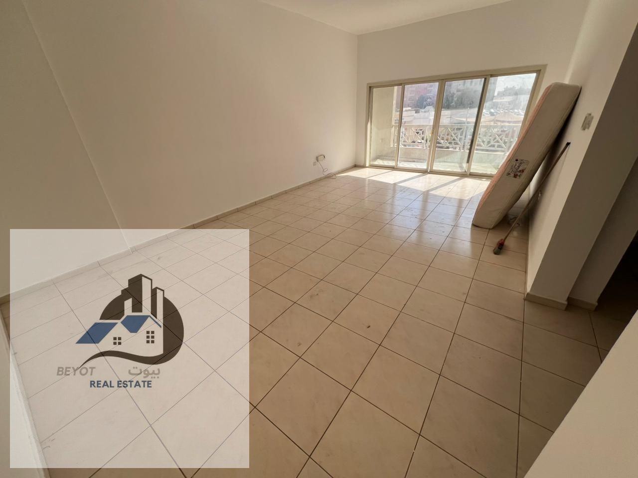 For Rent in Ajman – Al Nuaimiya 1 Prime location directly opposite Al Hikmah School, close to all essential services. A spacious 2-bedroom apart