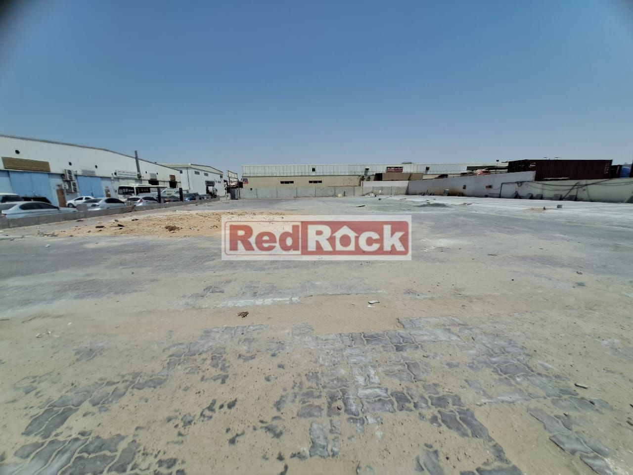 Open Yard With Easy Access To Emirates Road