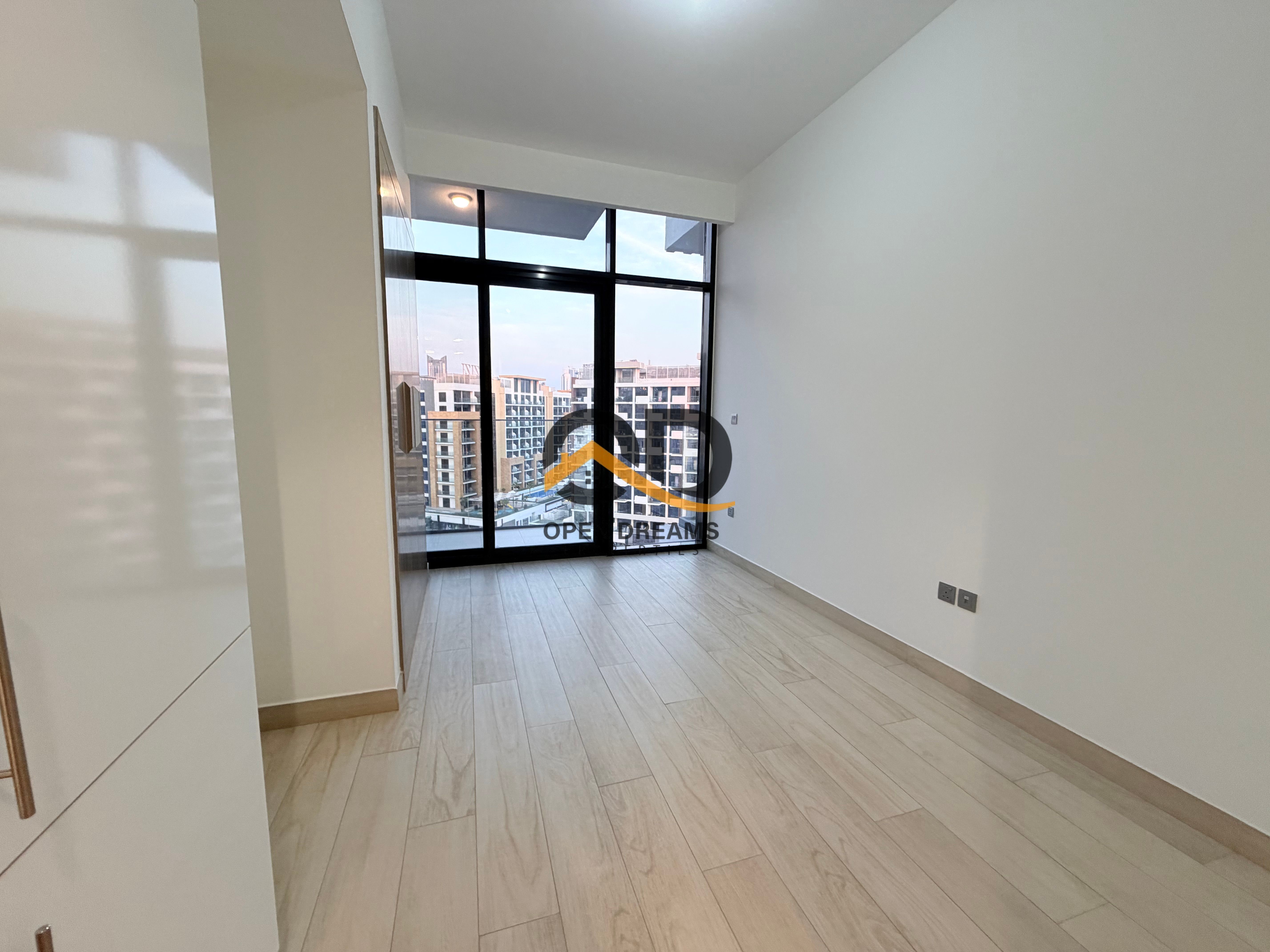 Studio Apartment | Chiller Free | Ready to Move