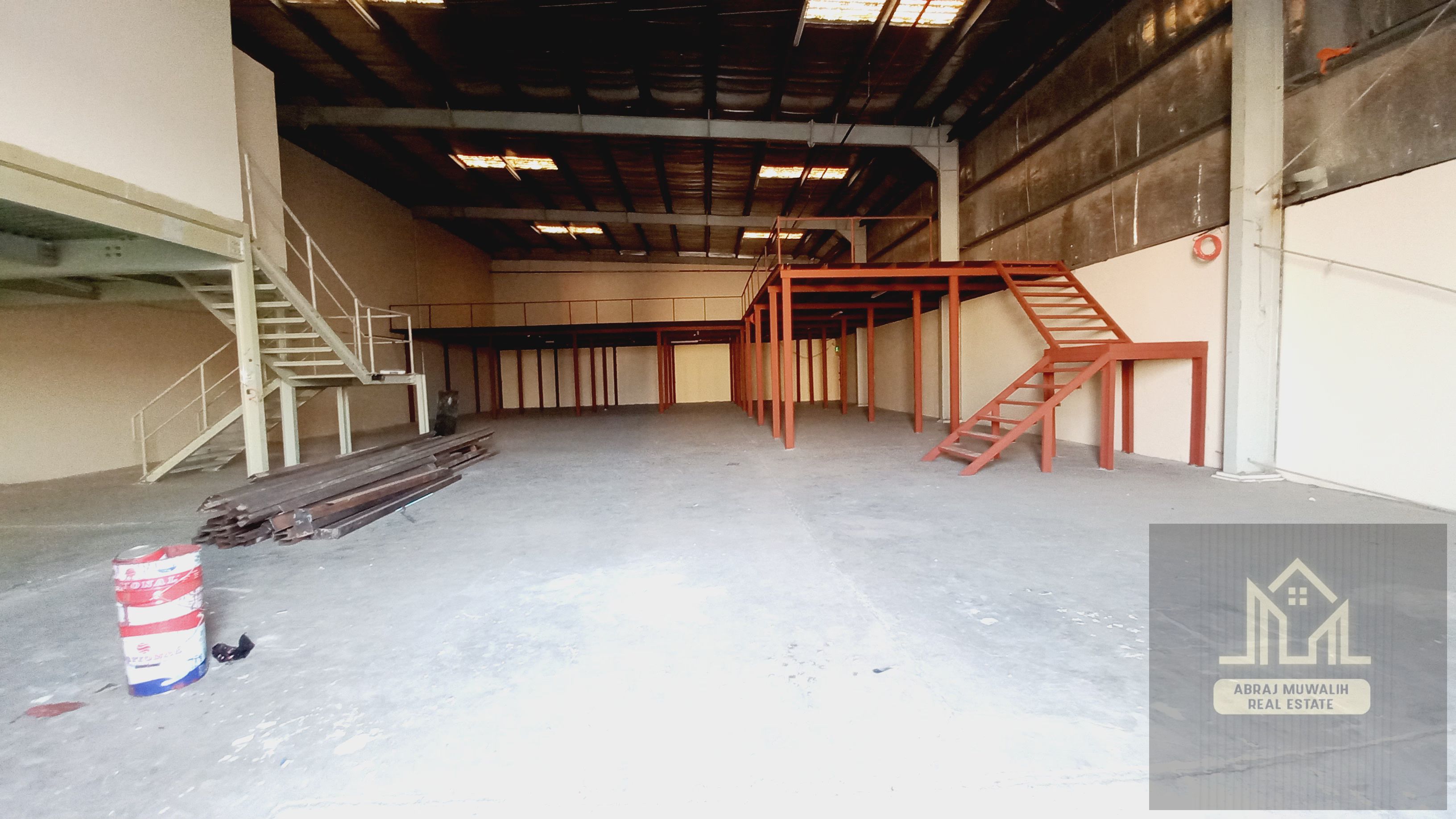 9,000 sq. ft. Warehouse with Mezzanine – Rent 350k, Industrial Area 18 Sharjah