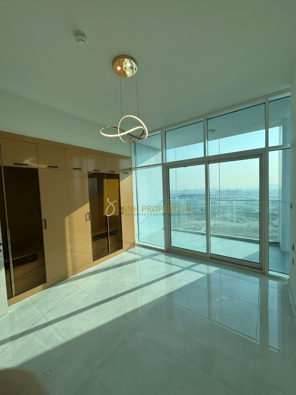 HIGH FLOOR | COMMUNITY VIEW | READY TO MOVE IN