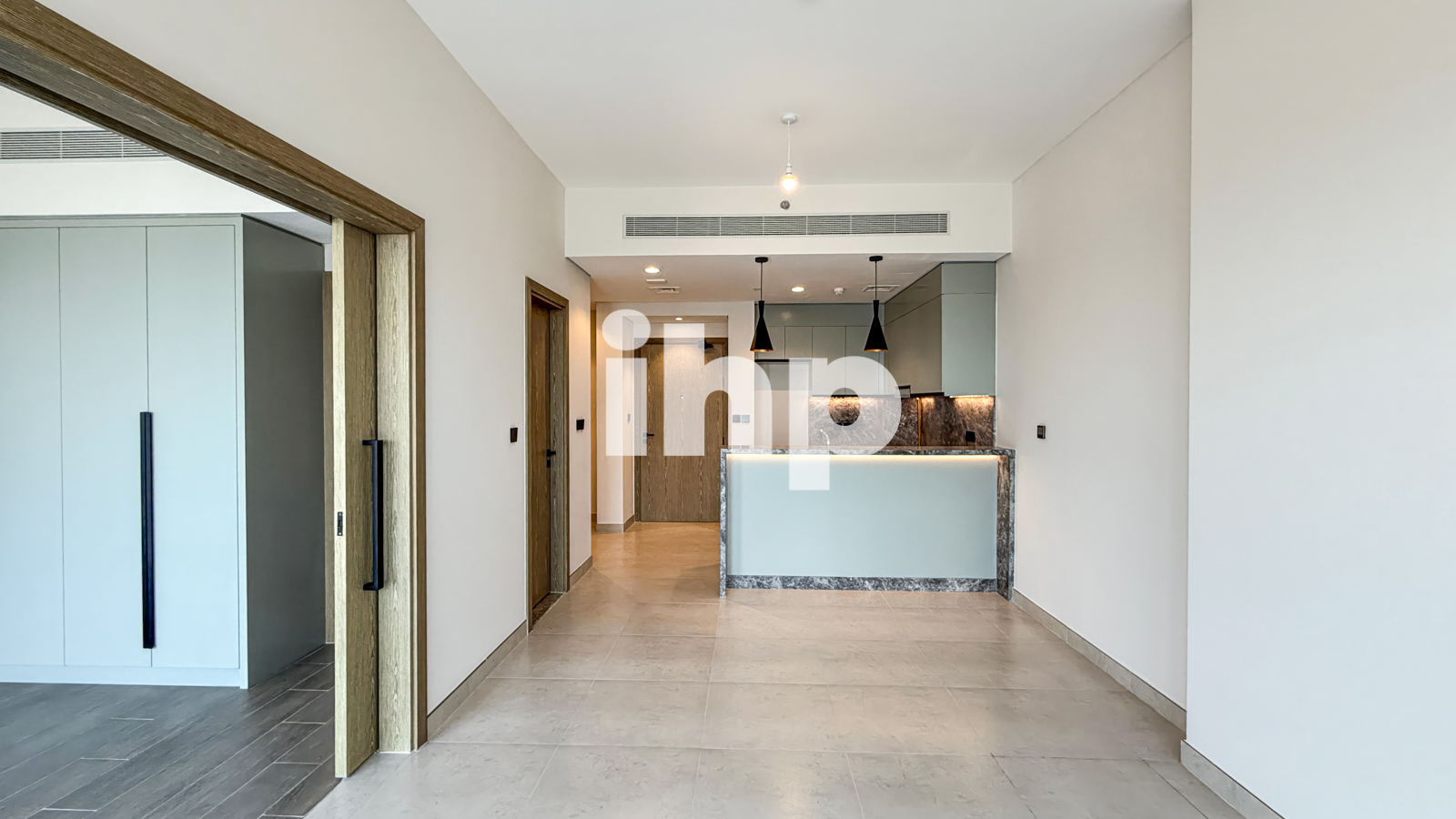 Rented 1BR+Study | Guaranteed Income