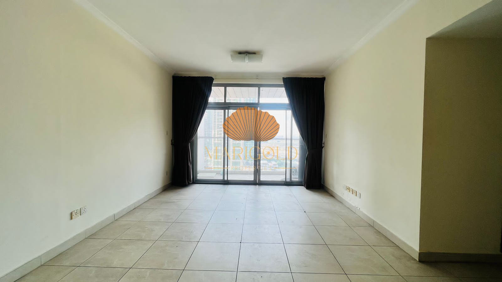 SPACIOUS | MODERN | BRIGHT | VACANT