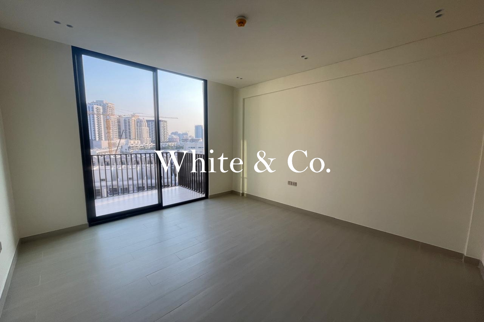 Top Floor | | Pool View | Vacant on Transfer
