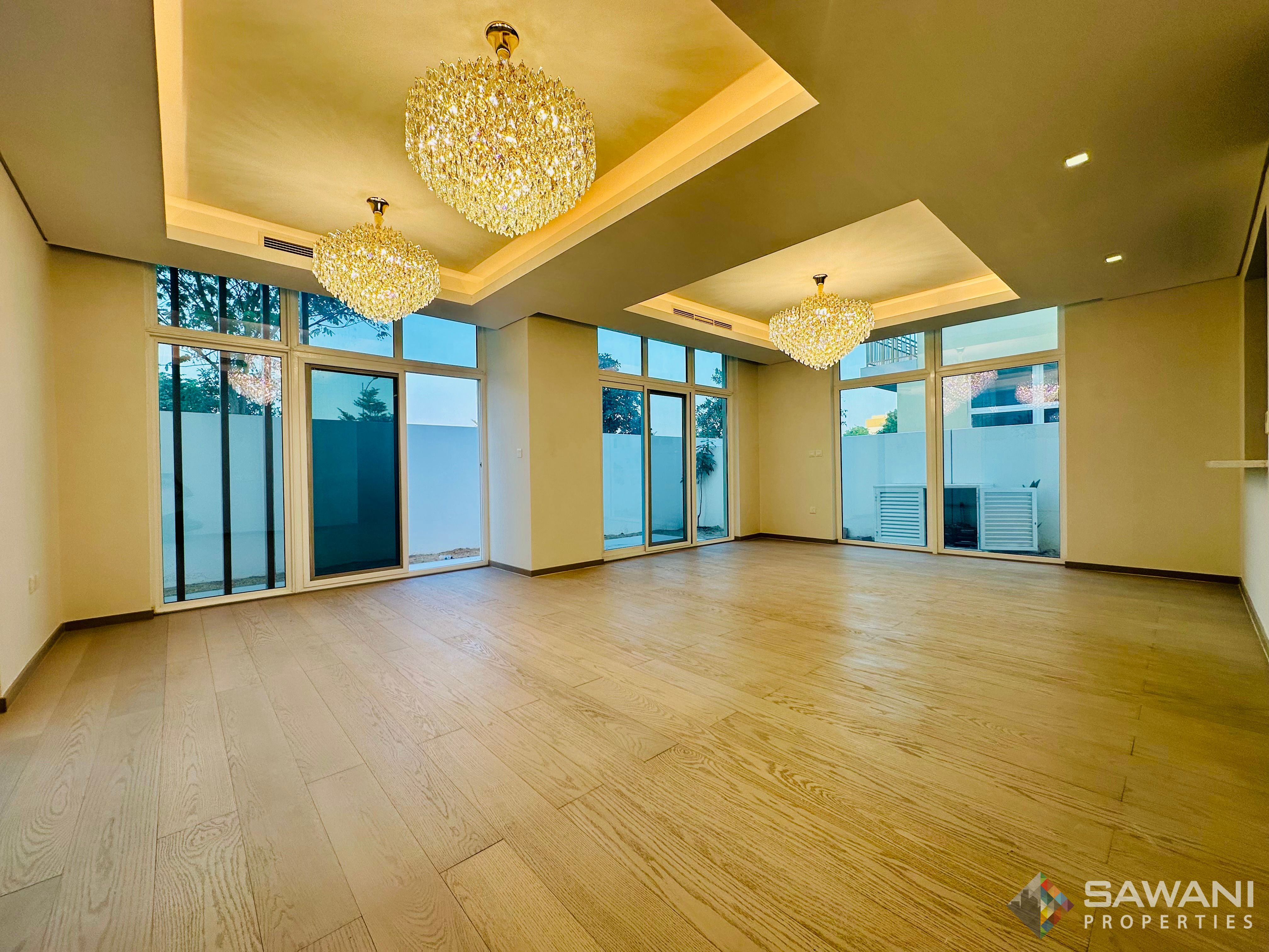 Spacious 6BR + Maid’s | Single row | Ready to Move | Aqulegia