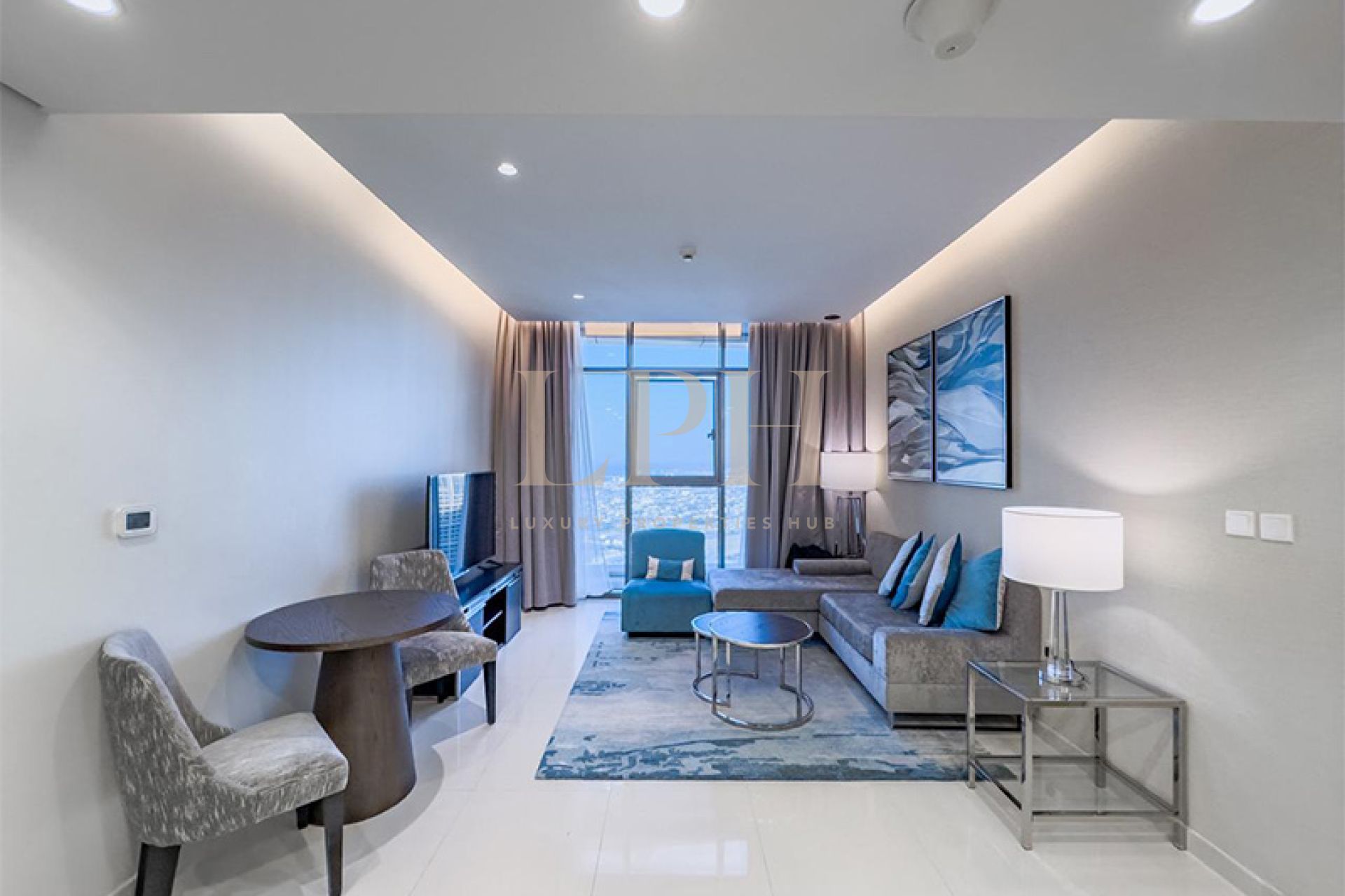Skyline | 1 BR Modern Room | Comfort Living