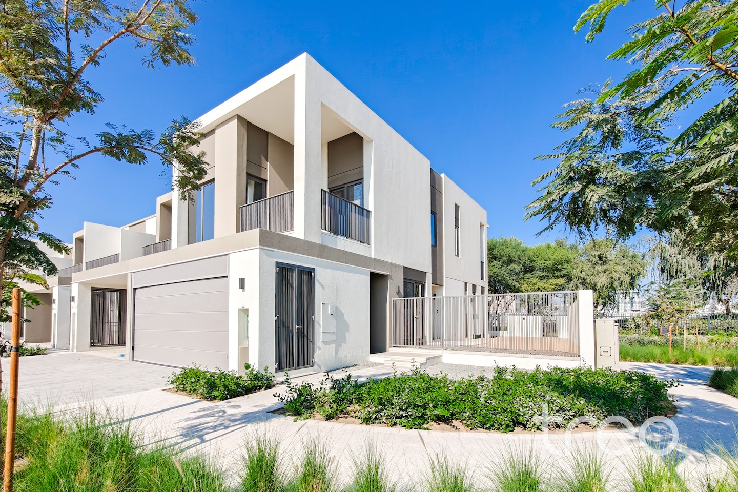 Fully Upgraded | Large Plot | Single Row