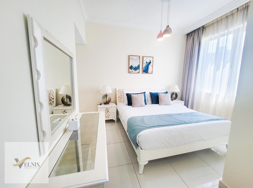 Executive bay tower Luxury Residence in Business Bay One bedroom Available Full Furnished