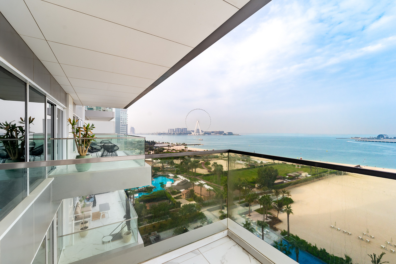 High Floor with Full Sea and Dubai Ain Views