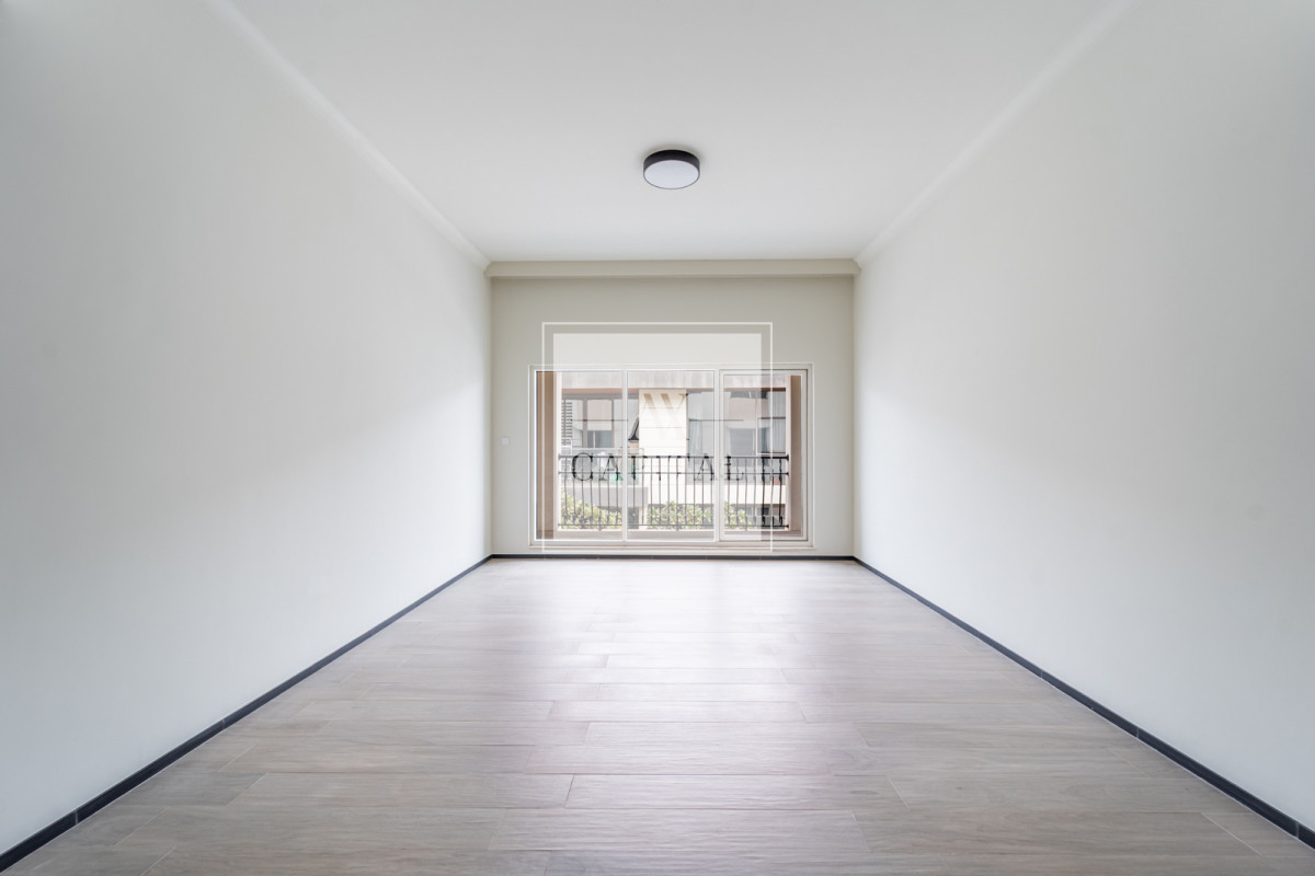 Luxury 1BHK | Chiller Free | Huge Layout | Vacant