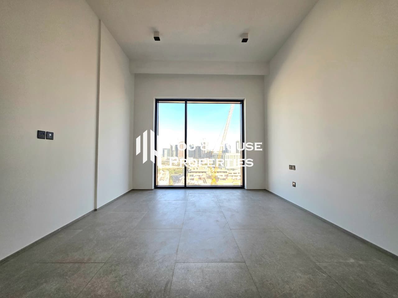 Stunning Unit For Rent I Cozy Urban Living I Perfect Location in JVC