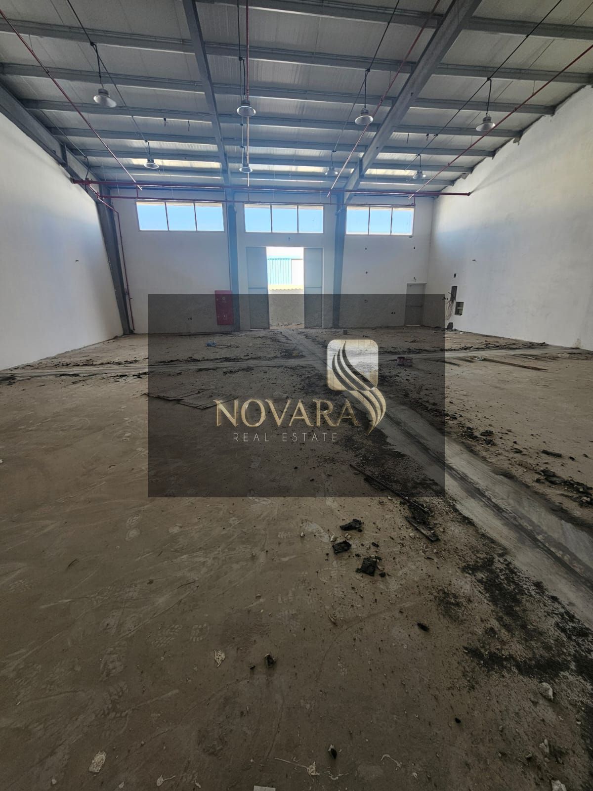 Warehouse 6,000 sq. ft. – 50 kW electricity – For rent in Umm Al Quwain – Spacious warehouse with excellent specifications.