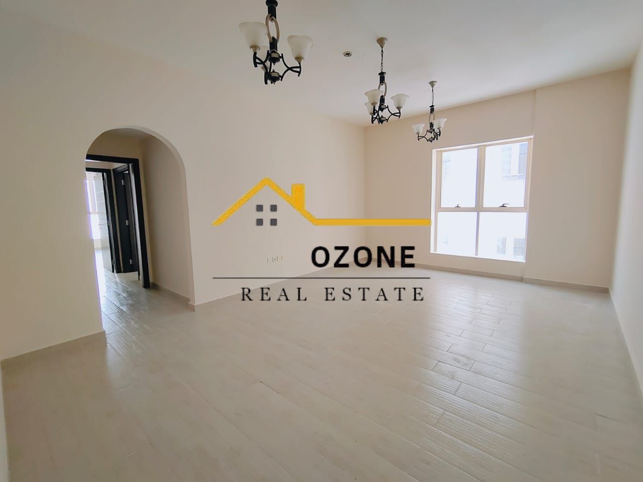 No Commission //12 Cheques Payment //With Parking and balcony