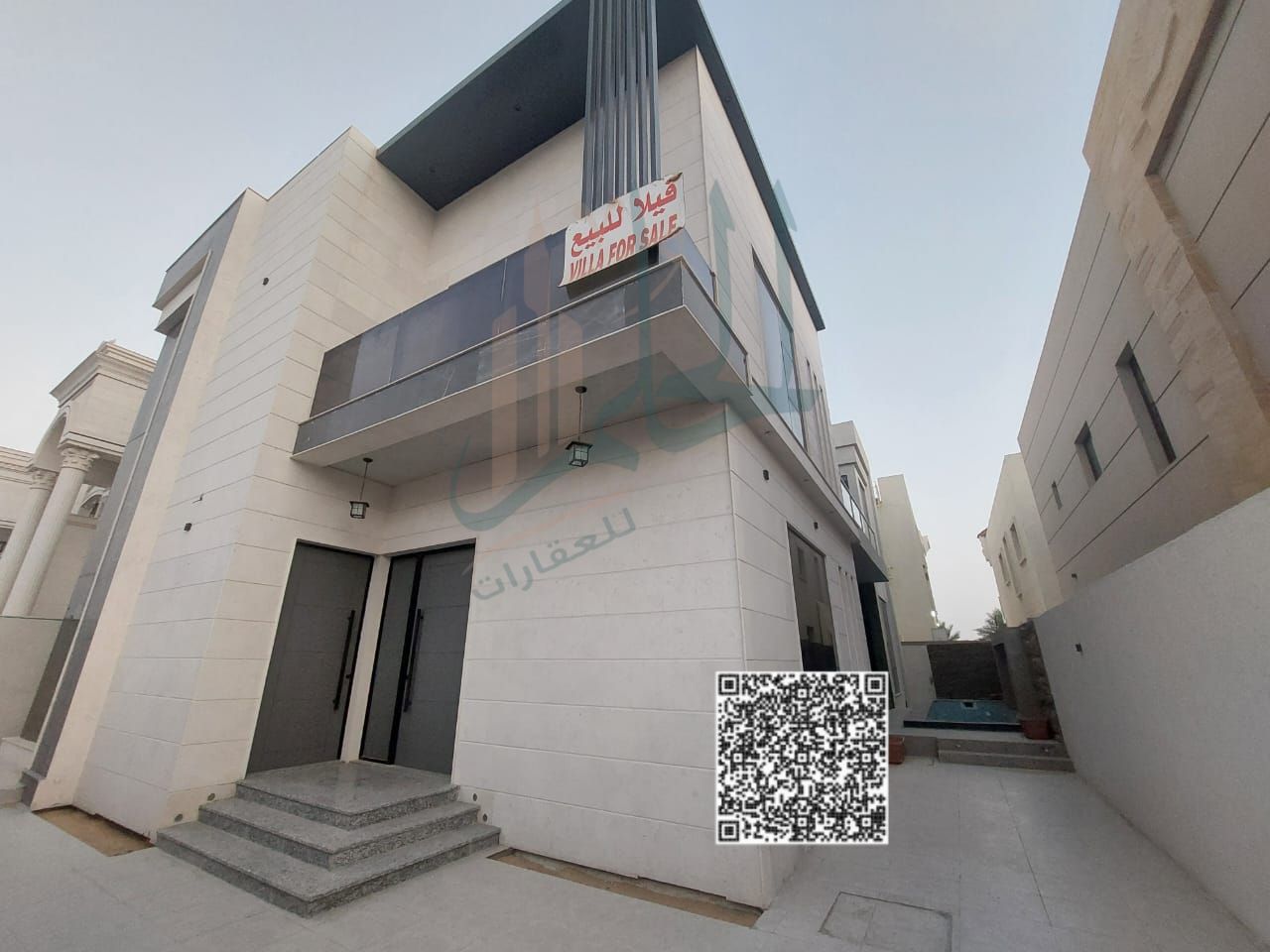 Villa in Al-Aliyah 4,300 sq ft 5 large bedrooms, a living room, a fully equipped modern kitchen, a maid's room, two balconies, a swimming pool, and a