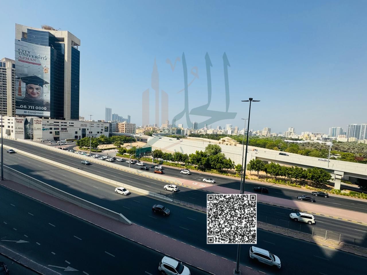 Apartment for Sale in City Tower – Ajman A resale apartment with an open view of the Palace, located on the first floor. It features two bedrooms,