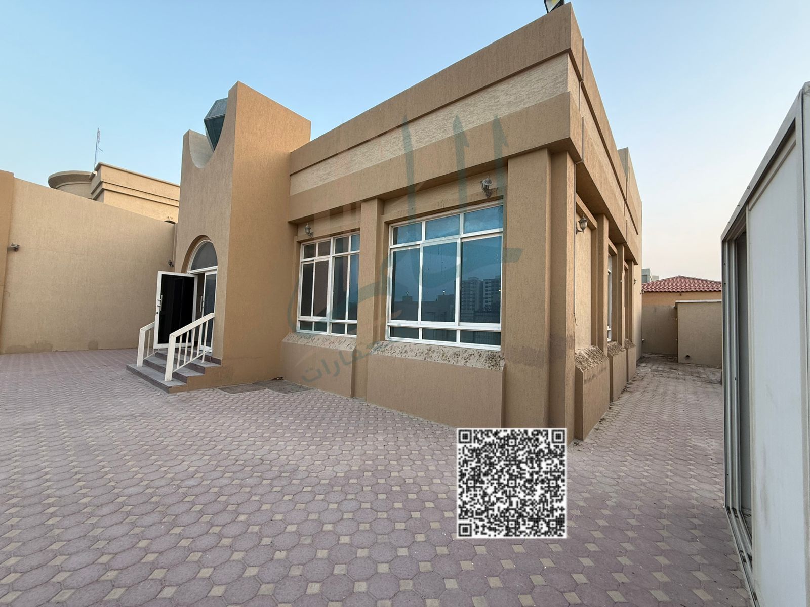 Spacious Villa for Rent in Al Jurf – For UAE Nationals Only A well-maintained and spacious villa is now available for rent in the Al Jurf area.