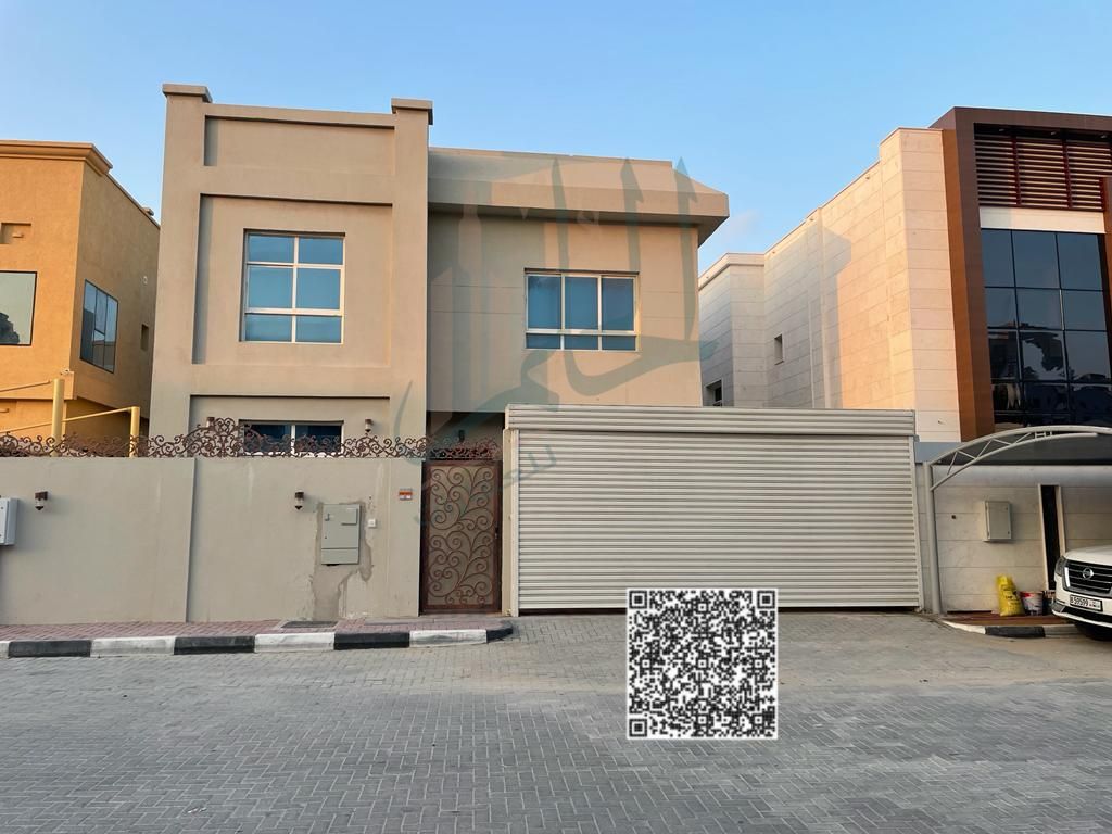 For annual rent, a villa in Al Rumaila 1. The villa is located in a vibrant area within Al Rumaila 1 and features a practical interior layout