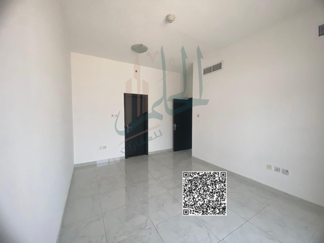 A great opportunity to own a spacious one-bedroom apartment with a direct view of Sheikh Mohammed Bin Zayed Road, featuring a flexible payment plan