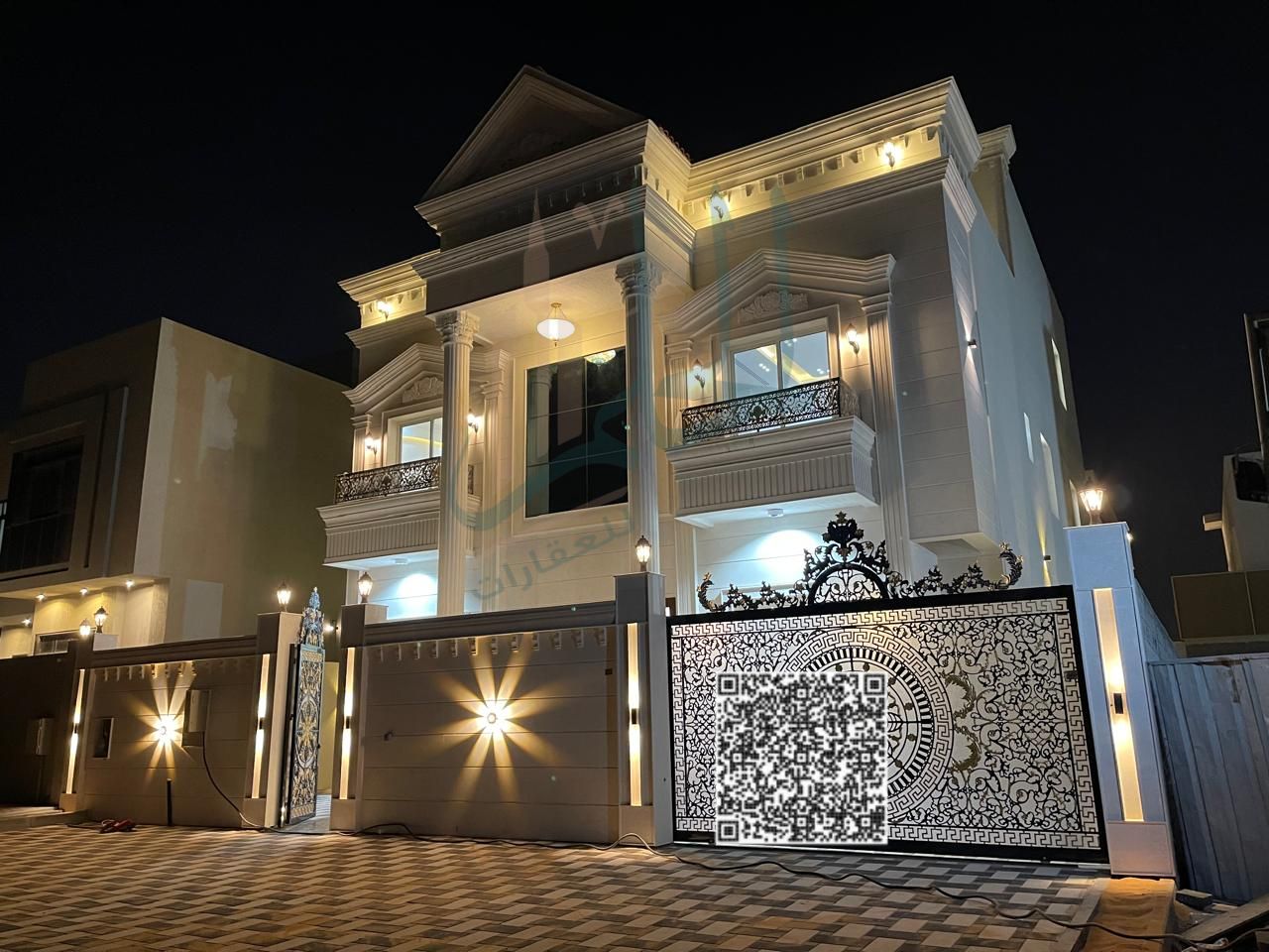 *Villa in Al-Aliyah* Ground floor + 2 *Area 4,300 sq ft* Built-in area 6,300 sq ft 7 large bedrooms, a sitting room, a large hall, a fully equipped mo