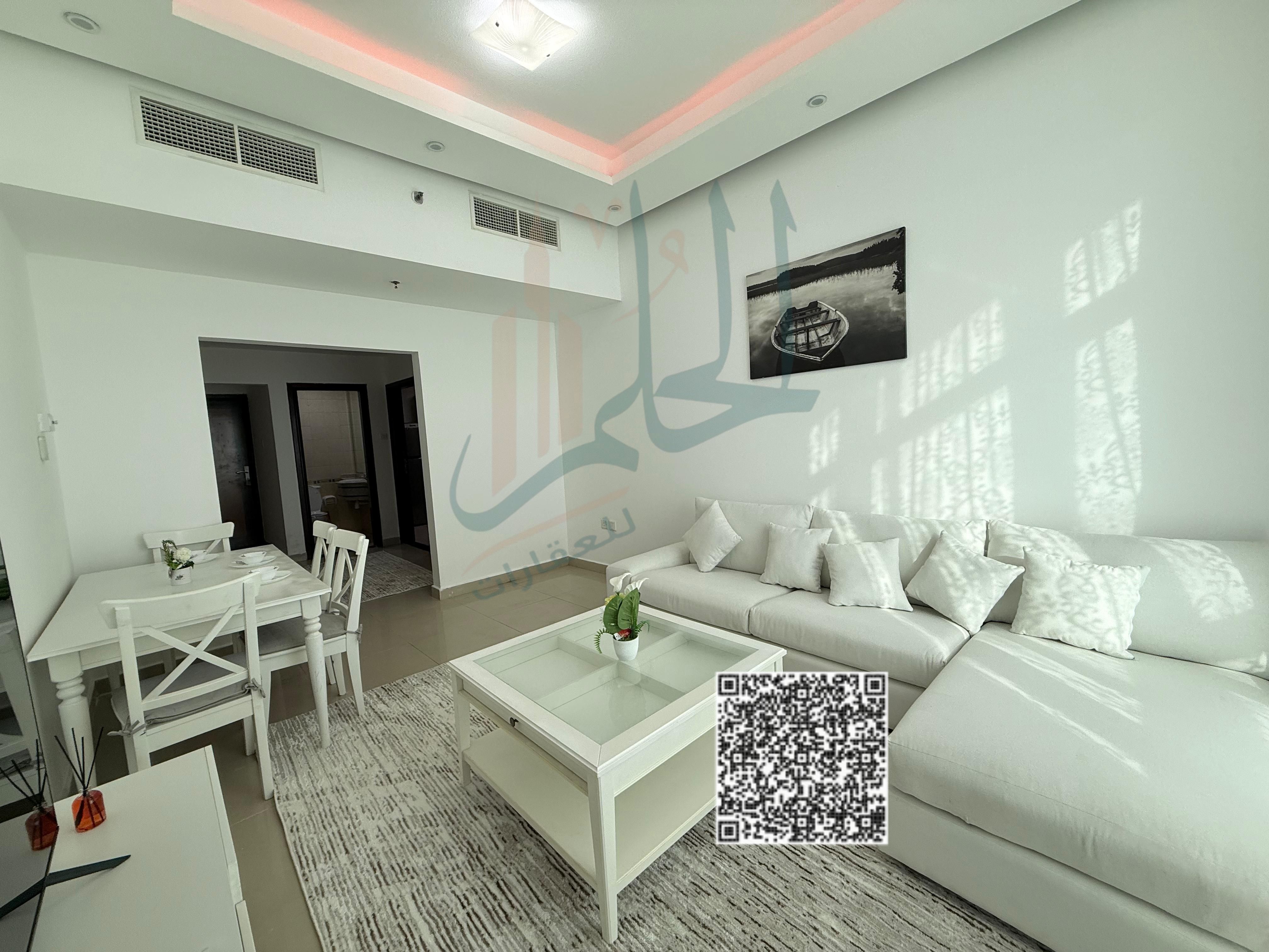 One-bedroom furnished apartment for monthly rent in Ajman Corniche Location: Al Nakhil 2 Etihad Tower Opposite Bahi Ajman Palace Hotel and Fairmont