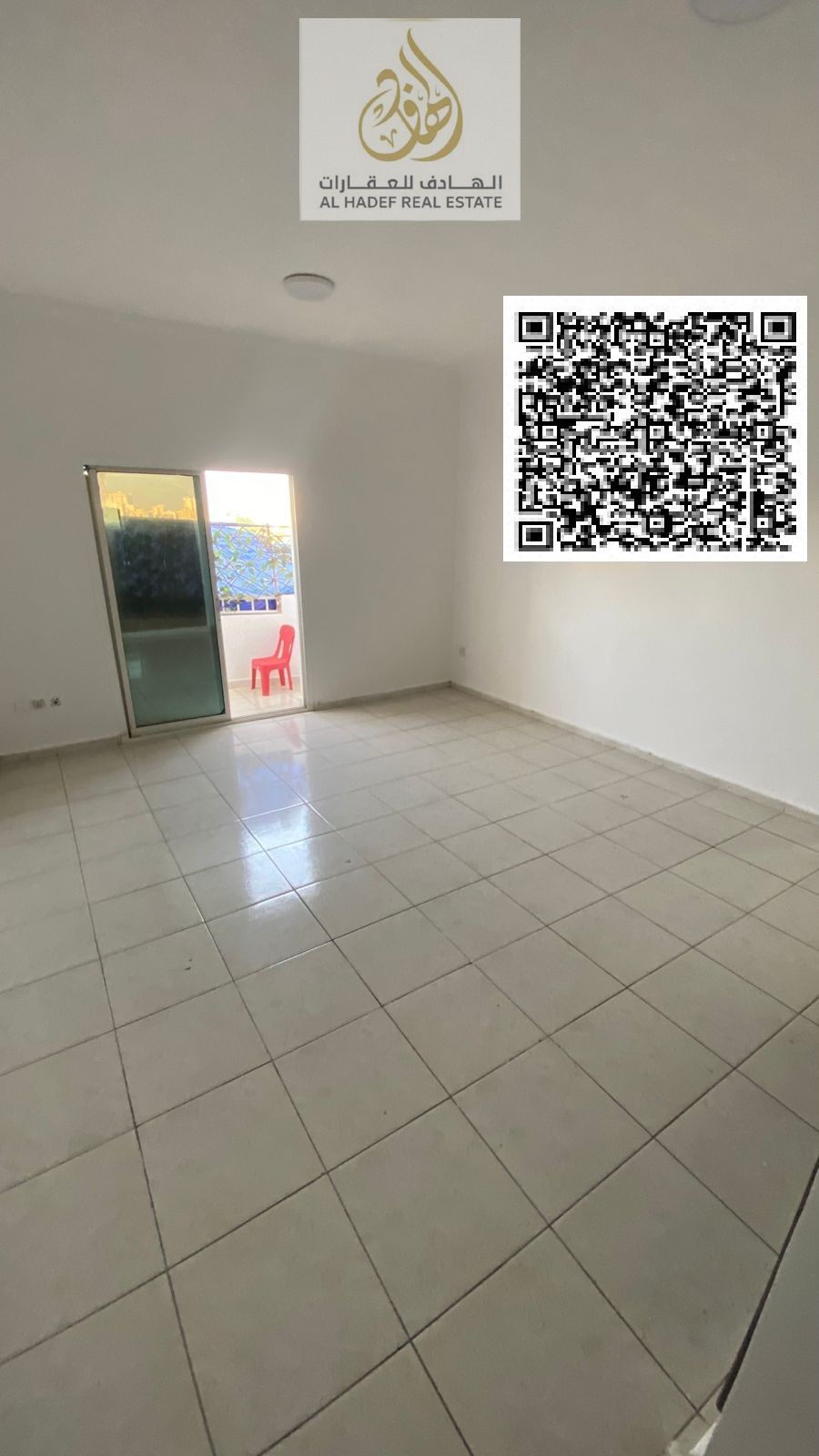One bedroom and living room with bathroom, balcony, and built-in wardrobe. The entire apartment has an open view overlooking a main street. Very spaci
