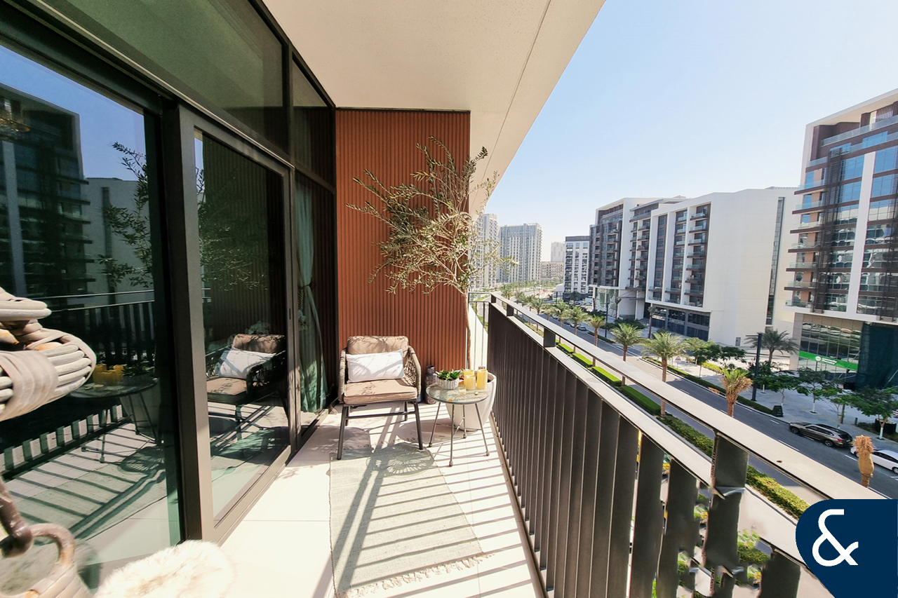 Area Specialist | 3 Bed | Close to Park