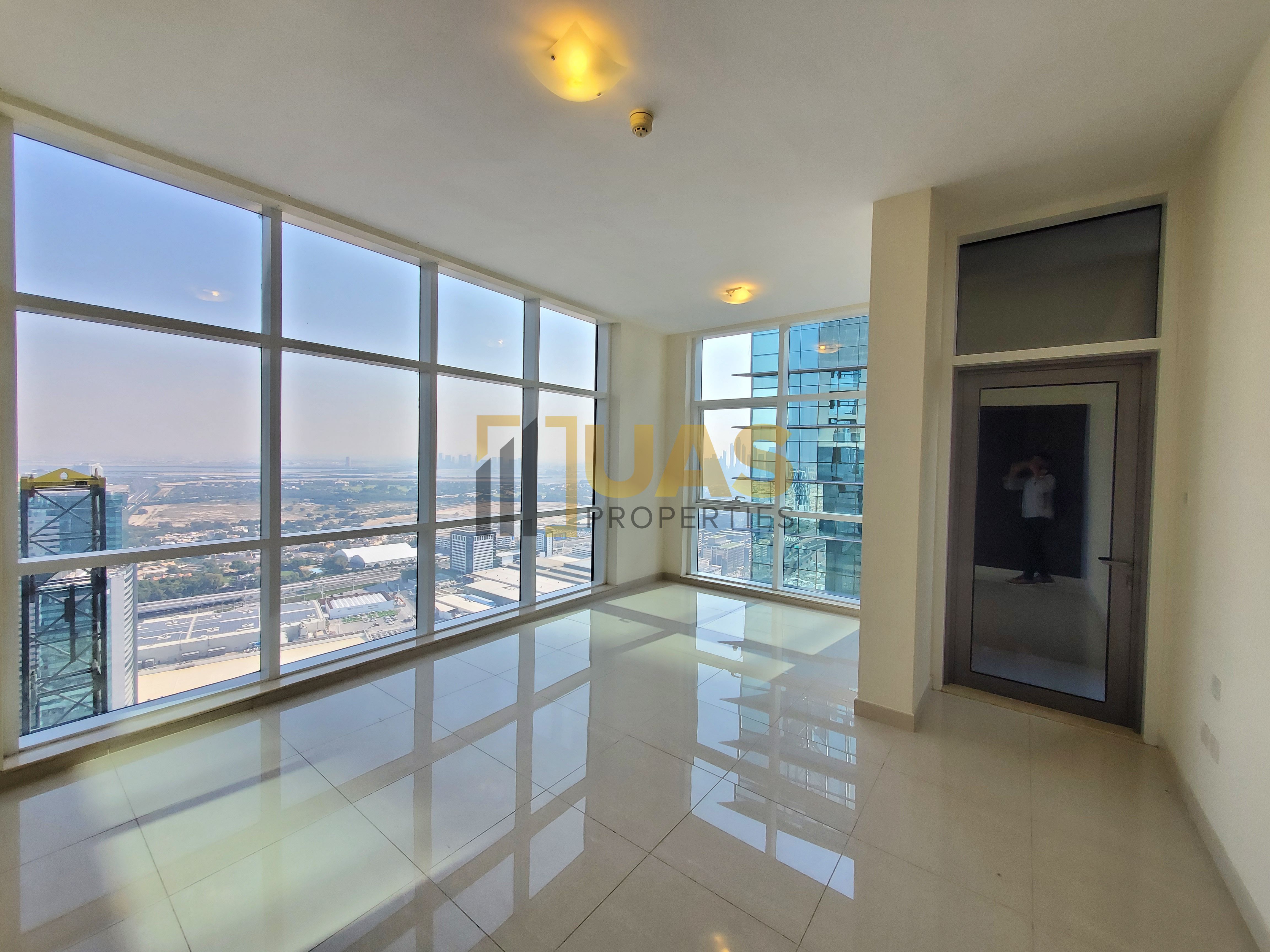 Luxury Living | Spacious 3BHK | With Maid Room