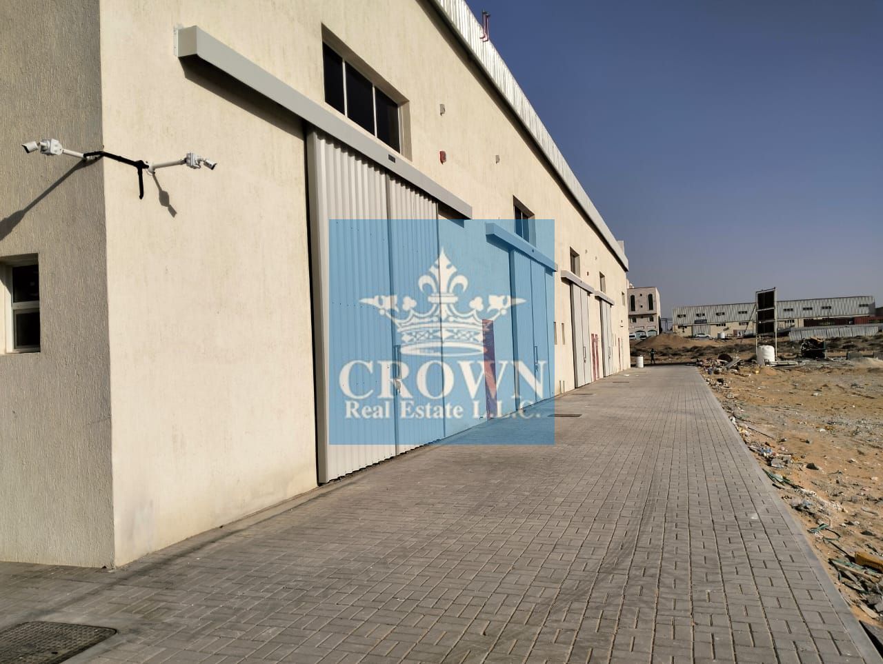 Industrial Charm: Rent a Stylish Warehouse in Umm Al Quwain