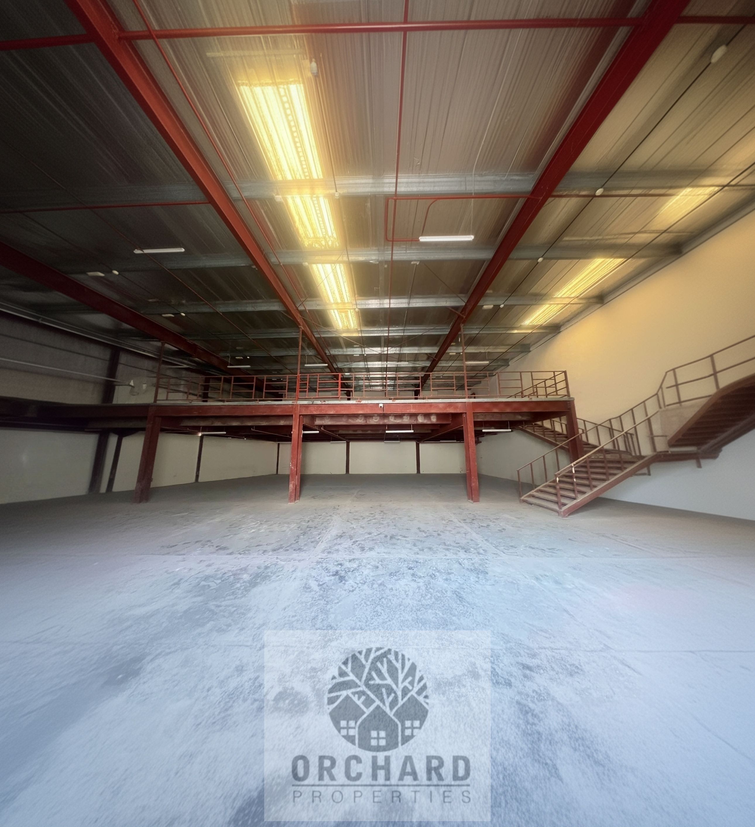 3300 SQFT WAREHOUSE WITH MEZZANINE / GROUND 2000/ MEZZANINE 1300 SQFT / ATTACHED WASHROOM / GOOD FOR STORAGE / ELECTRICITY NORMAL