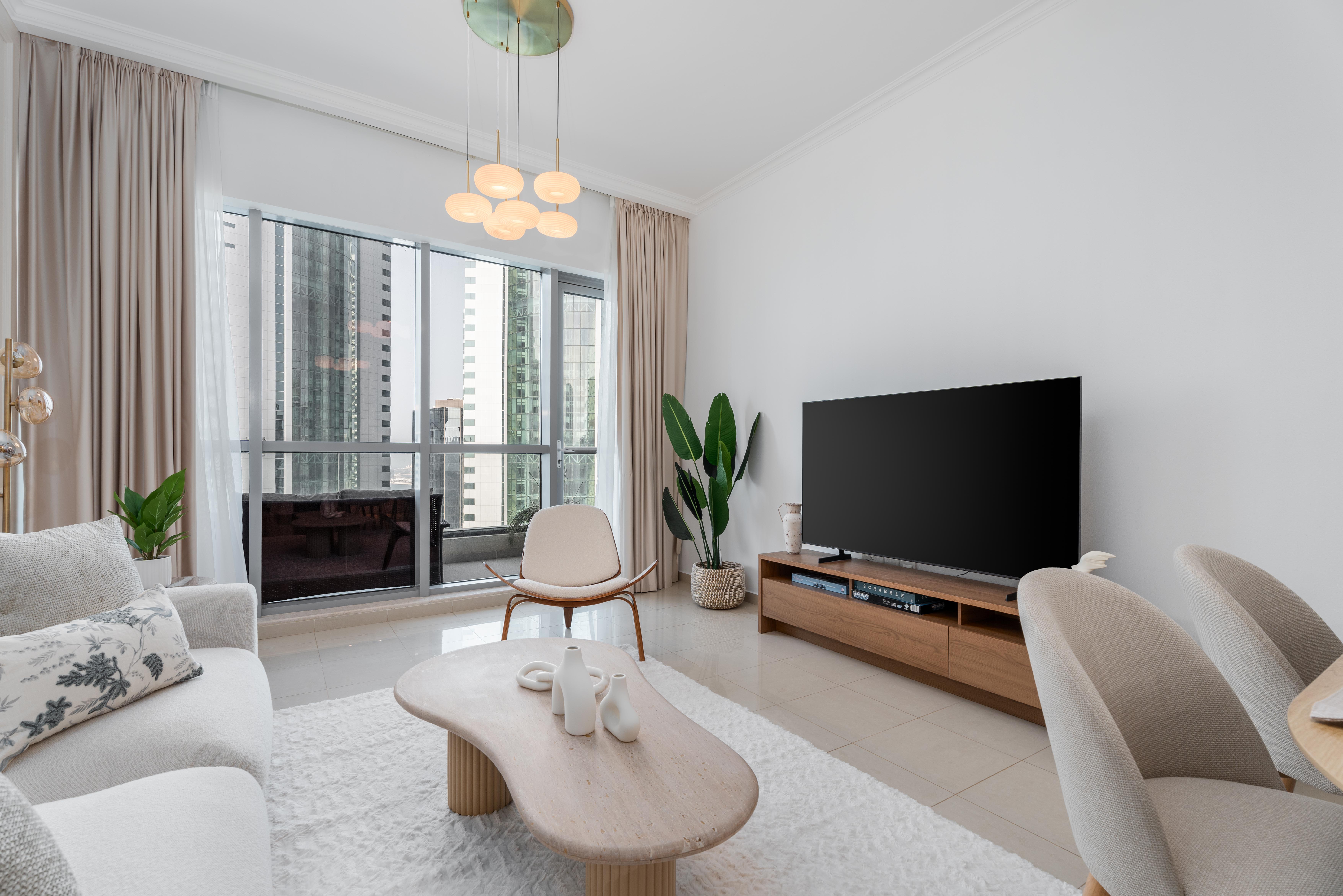 Cheerful | Marina View | Bay Central West
