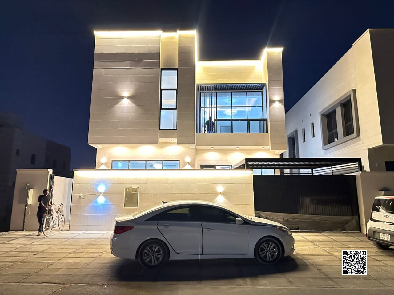 Luxury modern villa for sale in a prime location close to amenities with flexible payment options | Freehold ownership