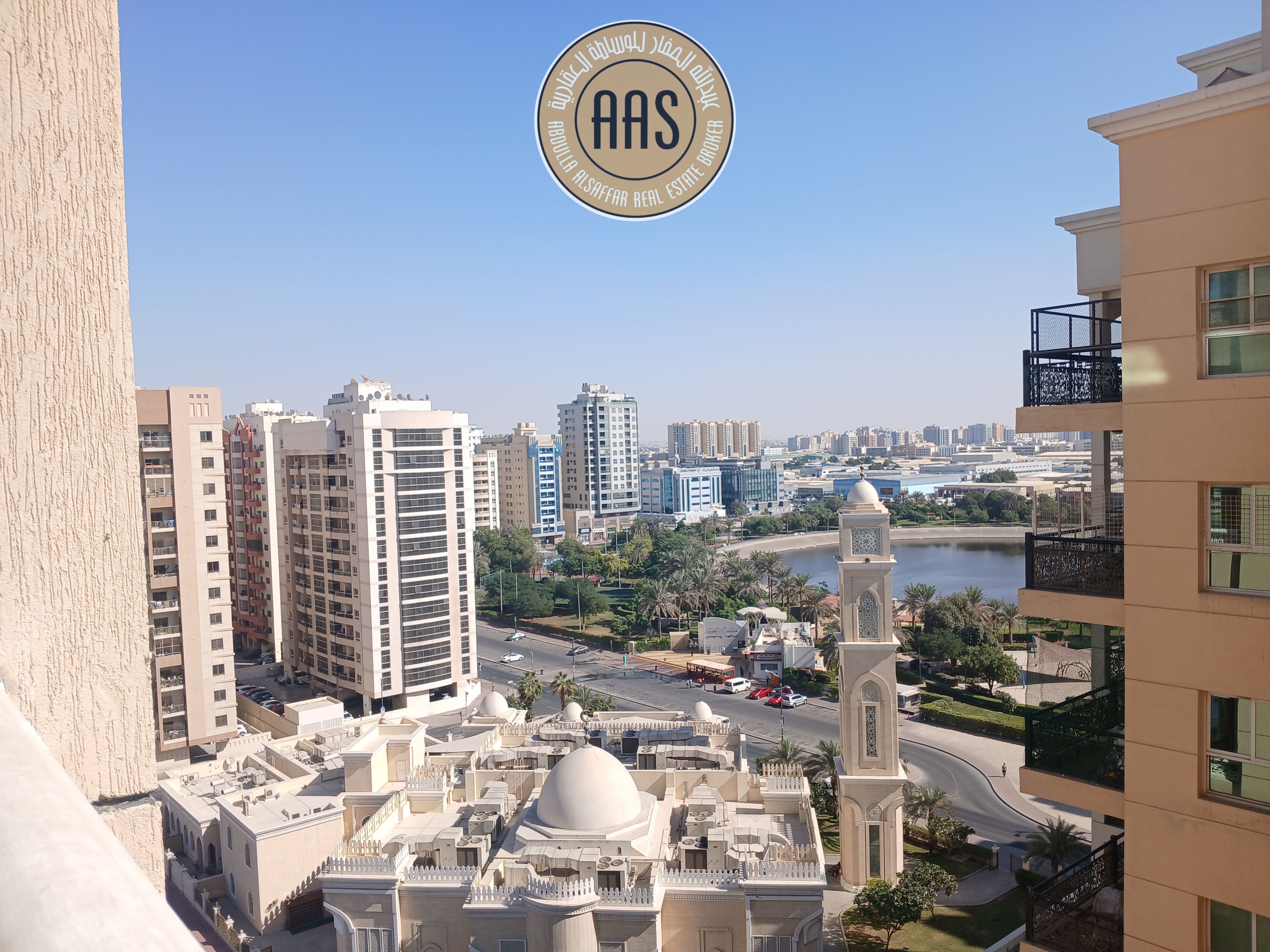 Pound Park view Spacious 2BR With 3 bath With All Amenities