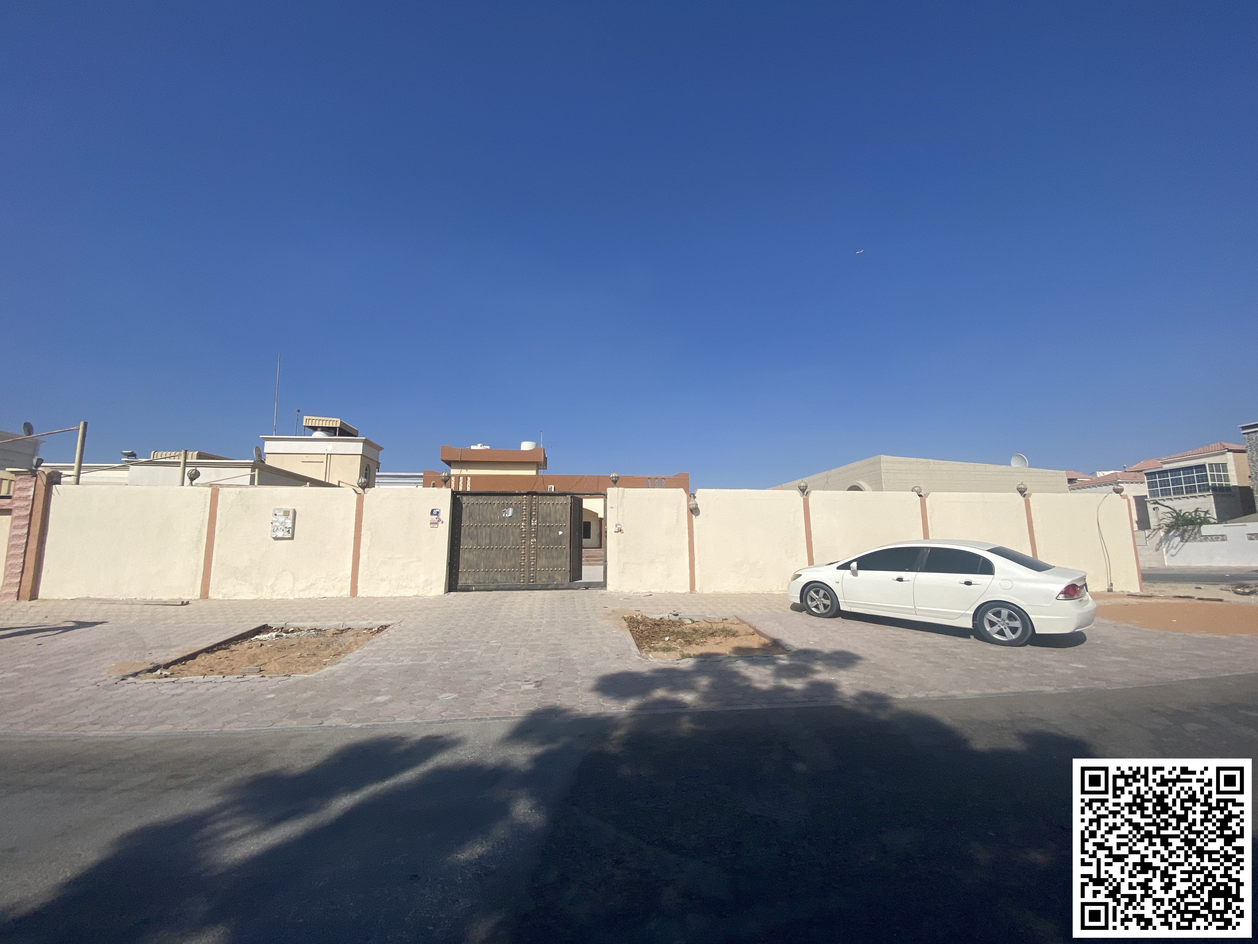 Ground floor villa for rent in Al Rawda 2