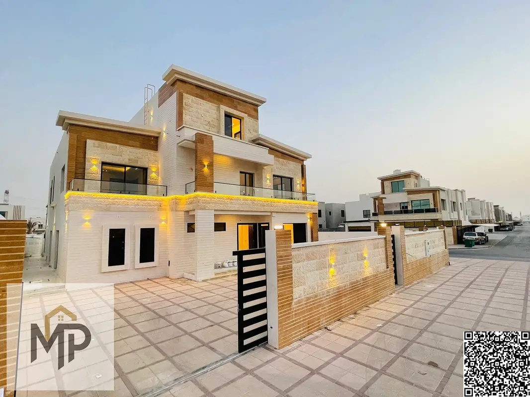 Own your dream villa, a corner villa on two streets with a swimming pool, garden, and 8 master bedrooms.