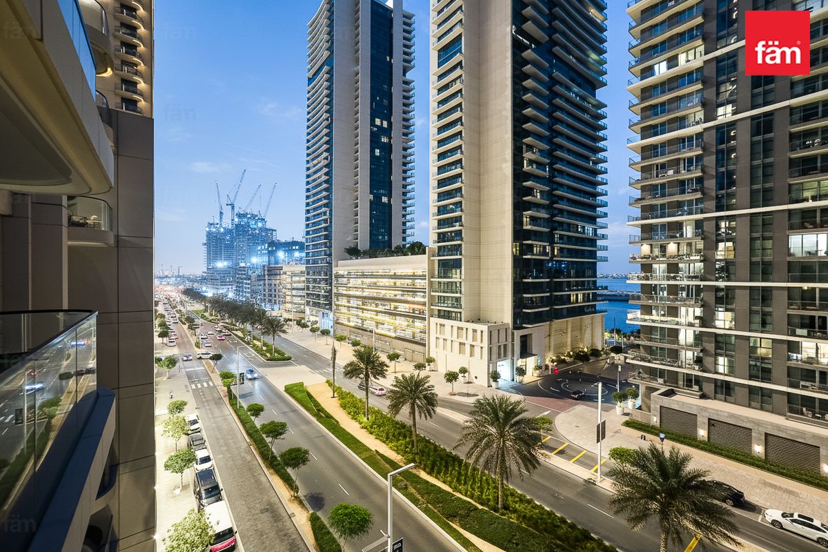 Marina Skyline Views | Private Beach | Rare Layout
