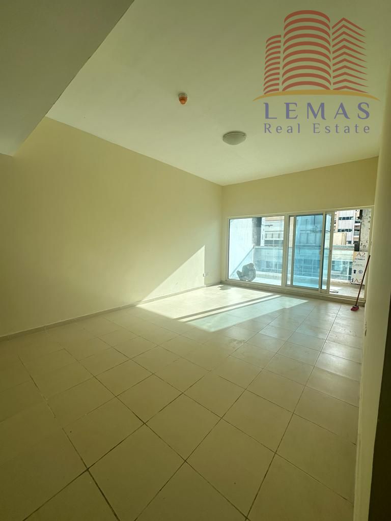 3 bedrooms for sale cash, sea view