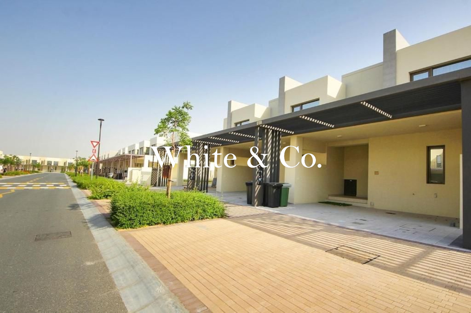 Single Row | Spacious Living | Rented