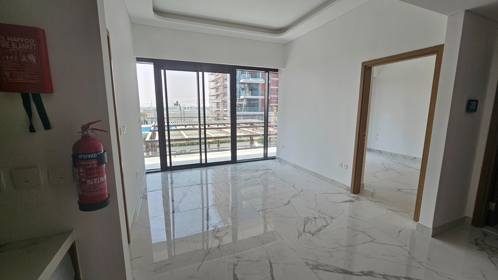 Spacious 2 BEDROOM WITH POOL VIEW